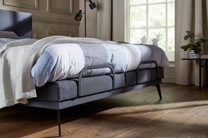 Detail Boxspring OLIVIA - Elektrisch verstelbaar - Meubelstof Venedik